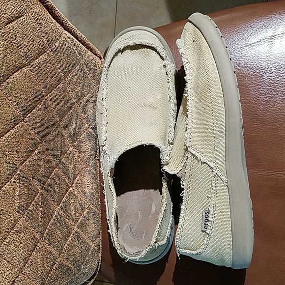 Crocs Avast Tan Slip On Loafers Shoes - Picture 3 of 5